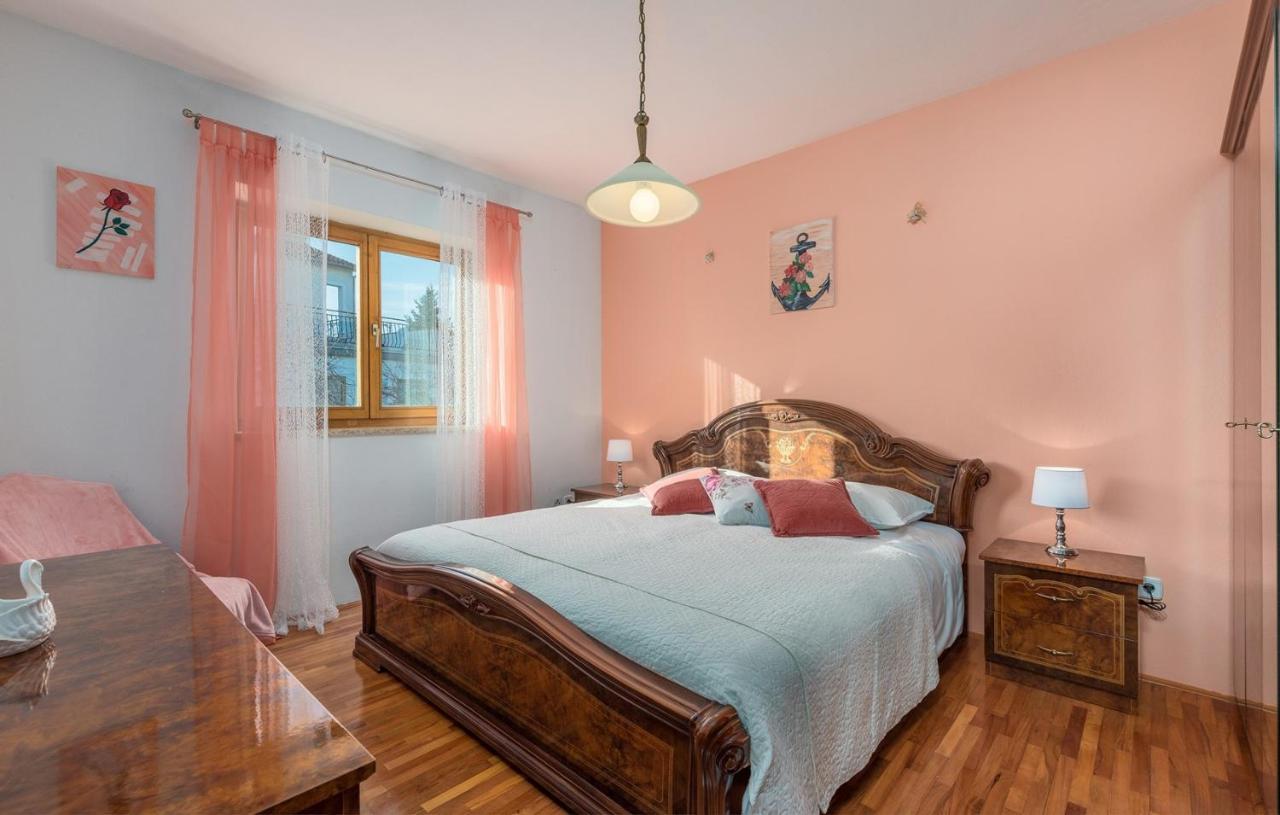 Apartmani Katalin Musalez Bilik gambar